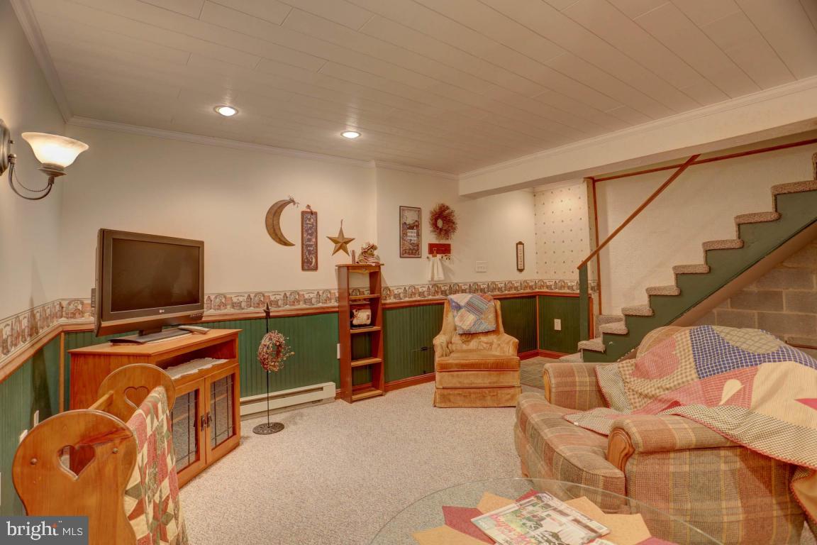 621 South Cedar Street Lititz, PA 17543 - Photo 20 of 36