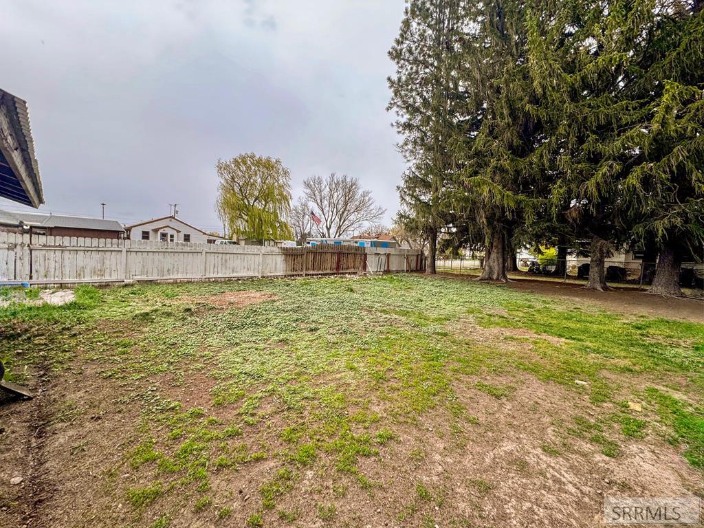 211 East Pine Street Shelley, ID 83274 - Photo 26 of 39 Fully Fenced