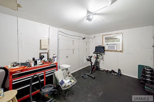 $284,900 | 211 East Pine Street, Shelley, ID 83274