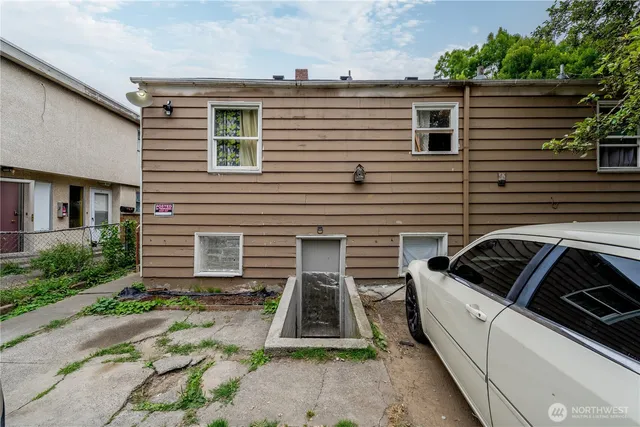 a view of a back side of house