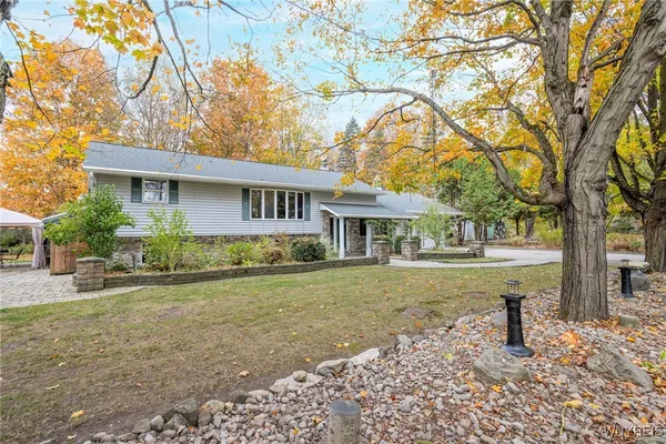 $627,500 | 1465 Genesee Street, Pembroke, NY 14036