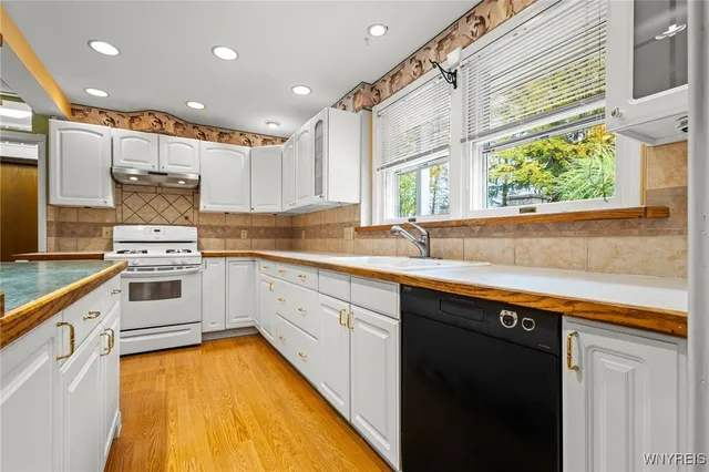 $649,900 | 1465 Genesee Street, Pembroke, NY 14036