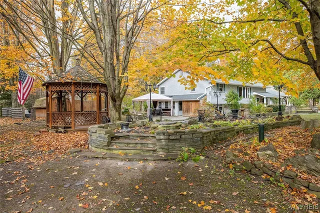 $649,900 | 1465 Genesee Street, Pembroke, NY 14036