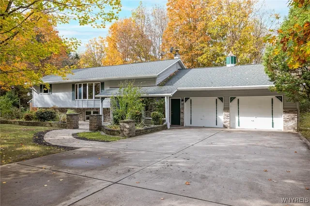 $649,900 | 1465 Genesee Street, Pembroke, NY 14036