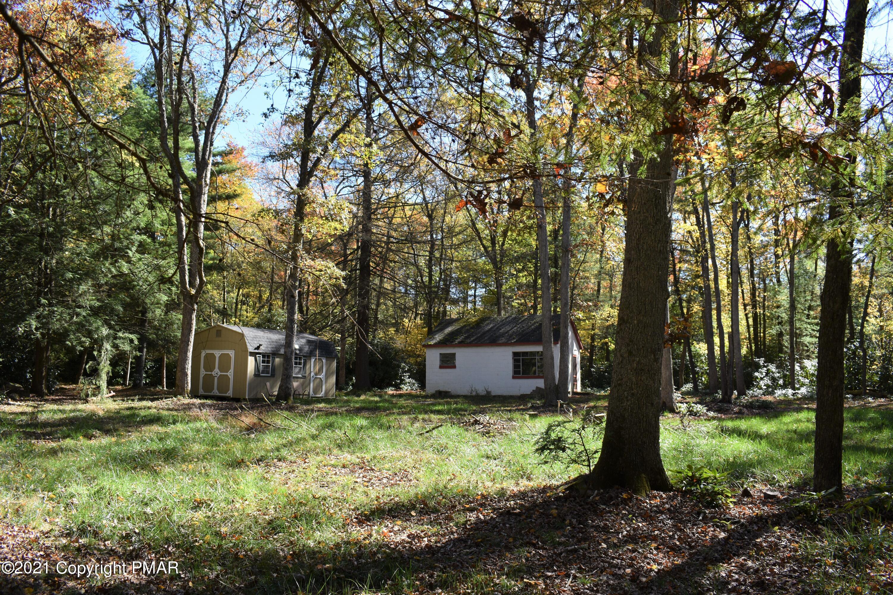 223 Smith Road Jim Thorpe, PA 18229 - Photo 9 of 14 Side View