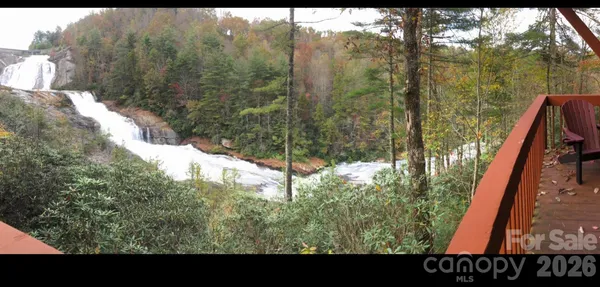 $495,000 | 221 Toxaway Falls Dr Lake, Unit 1, Lake Toxaway, NC 28747