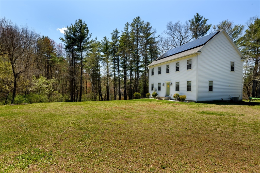 72 New Braintree Road West Brookfield, MA 01585 - Photo 2 of 34