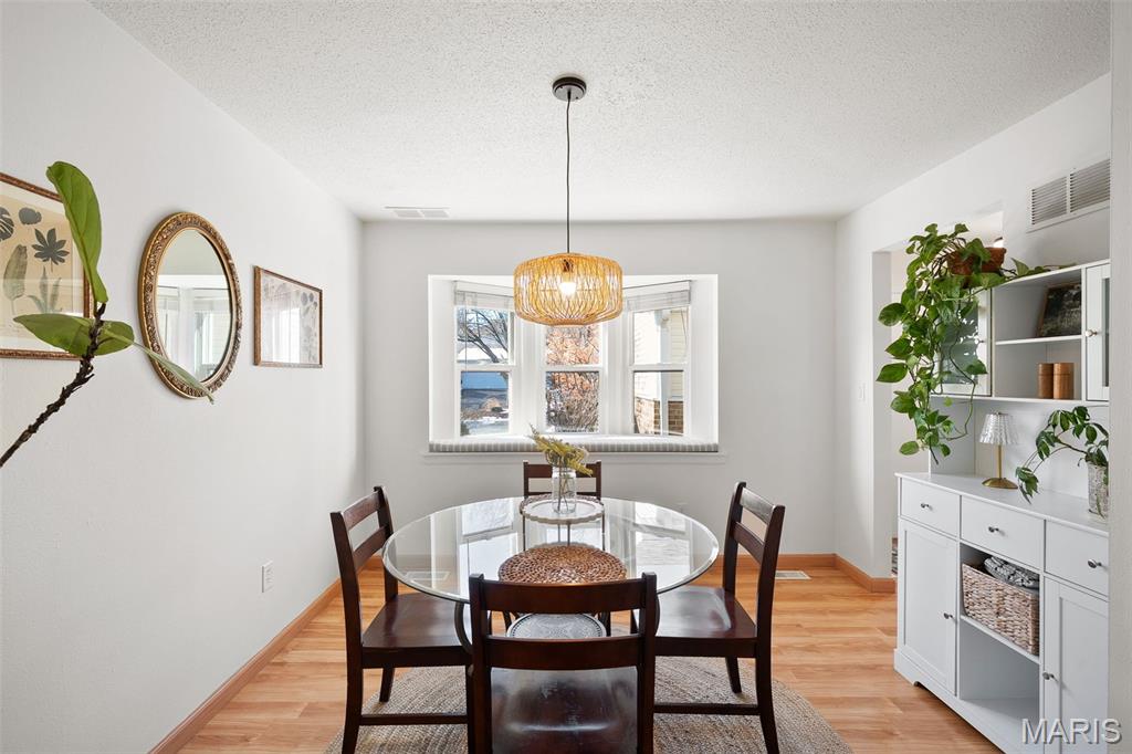 2042 Kentmore Lane Chesterfield, MO 63017 - Photo 18 of 38