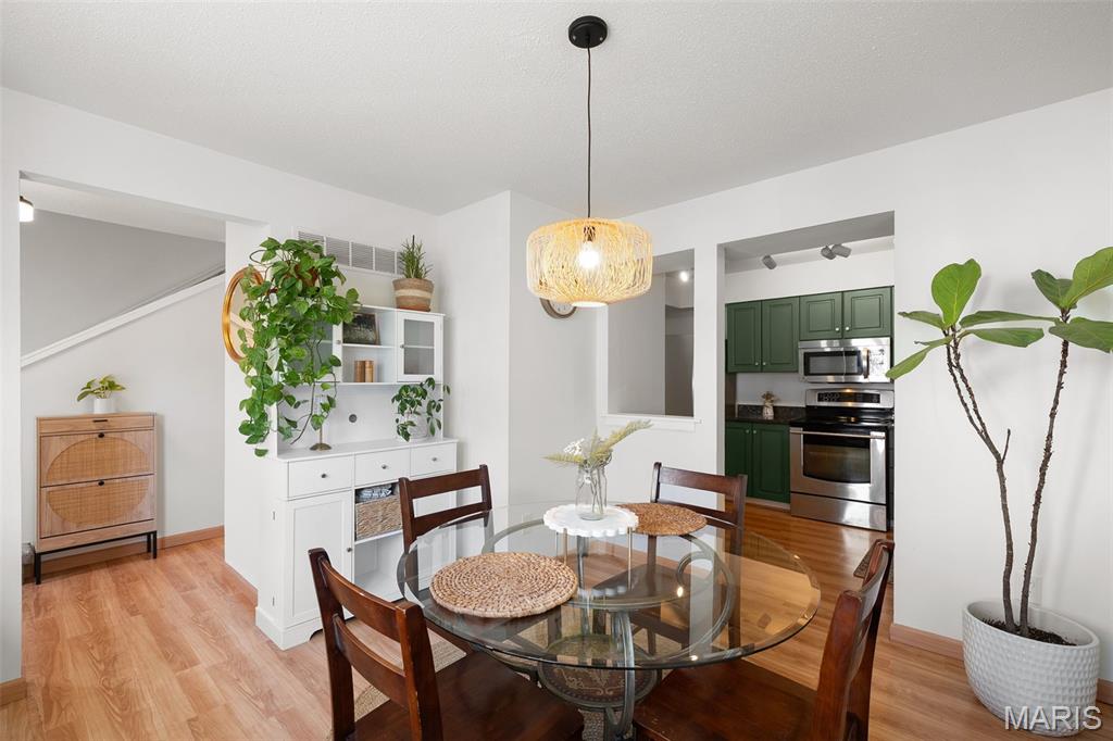 2042 Kentmore Lane Chesterfield, MO 63017 - Photo 19 of 38