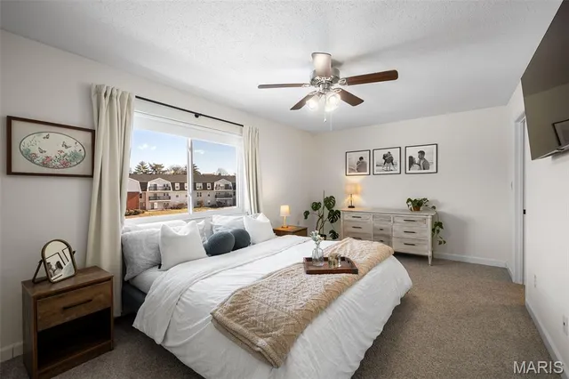 $265,000 | 2042 Kentmore Lane, Chesterfield, MO 63017