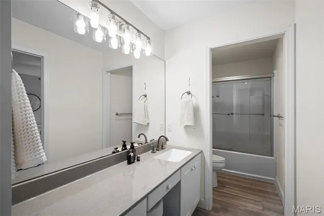 $265,000 | 2042 Kentmore Lane, Chesterfield, MO 63017