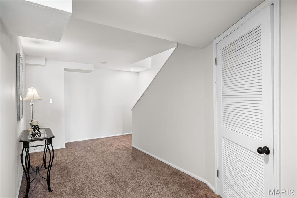 2042 Kentmore Lane Chesterfield, MO 63017 - Photo 28 of 38