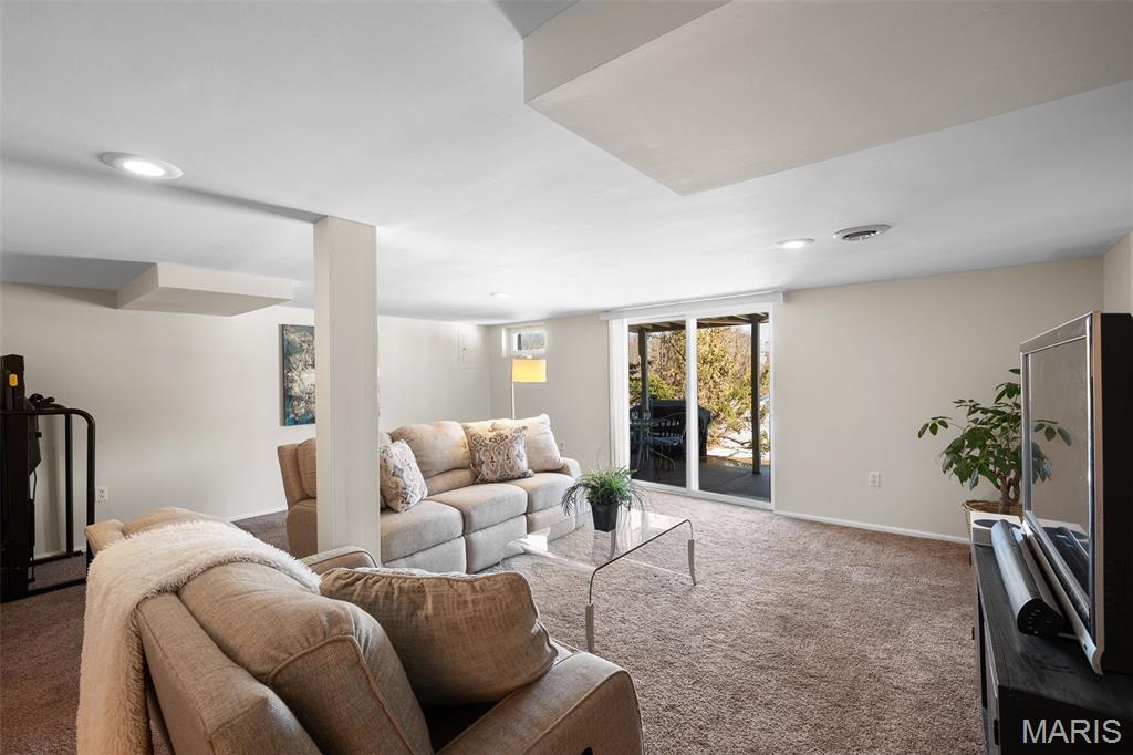 2042 Kentmore Lane Chesterfield, MO 63017 - Photo 29 of 38