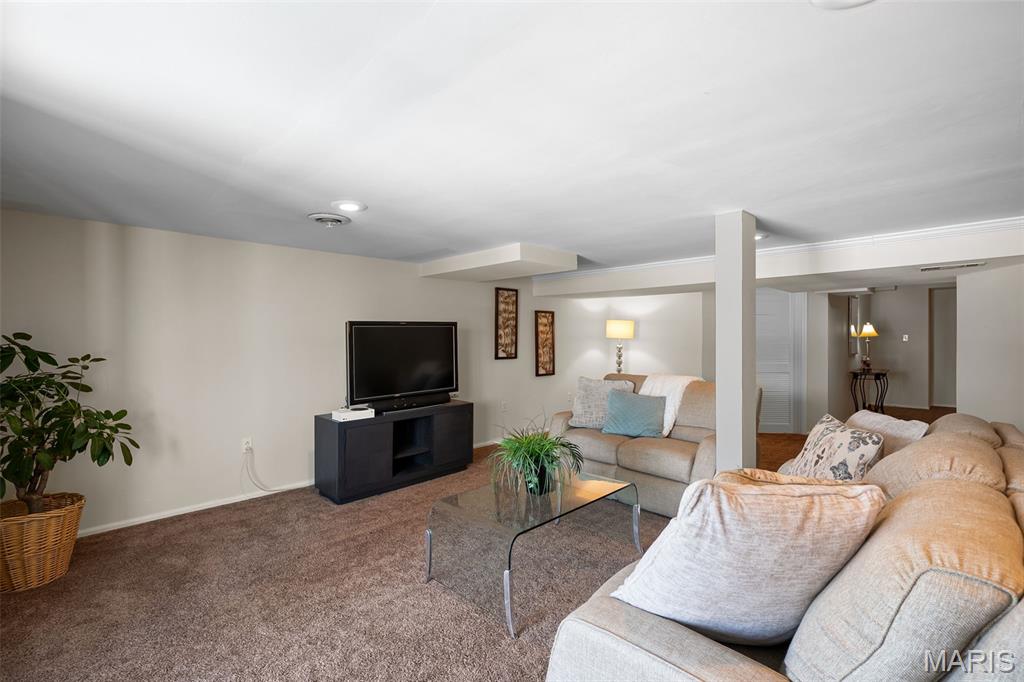 2042 Kentmore Lane Chesterfield, MO 63017 - Photo 30 of 38