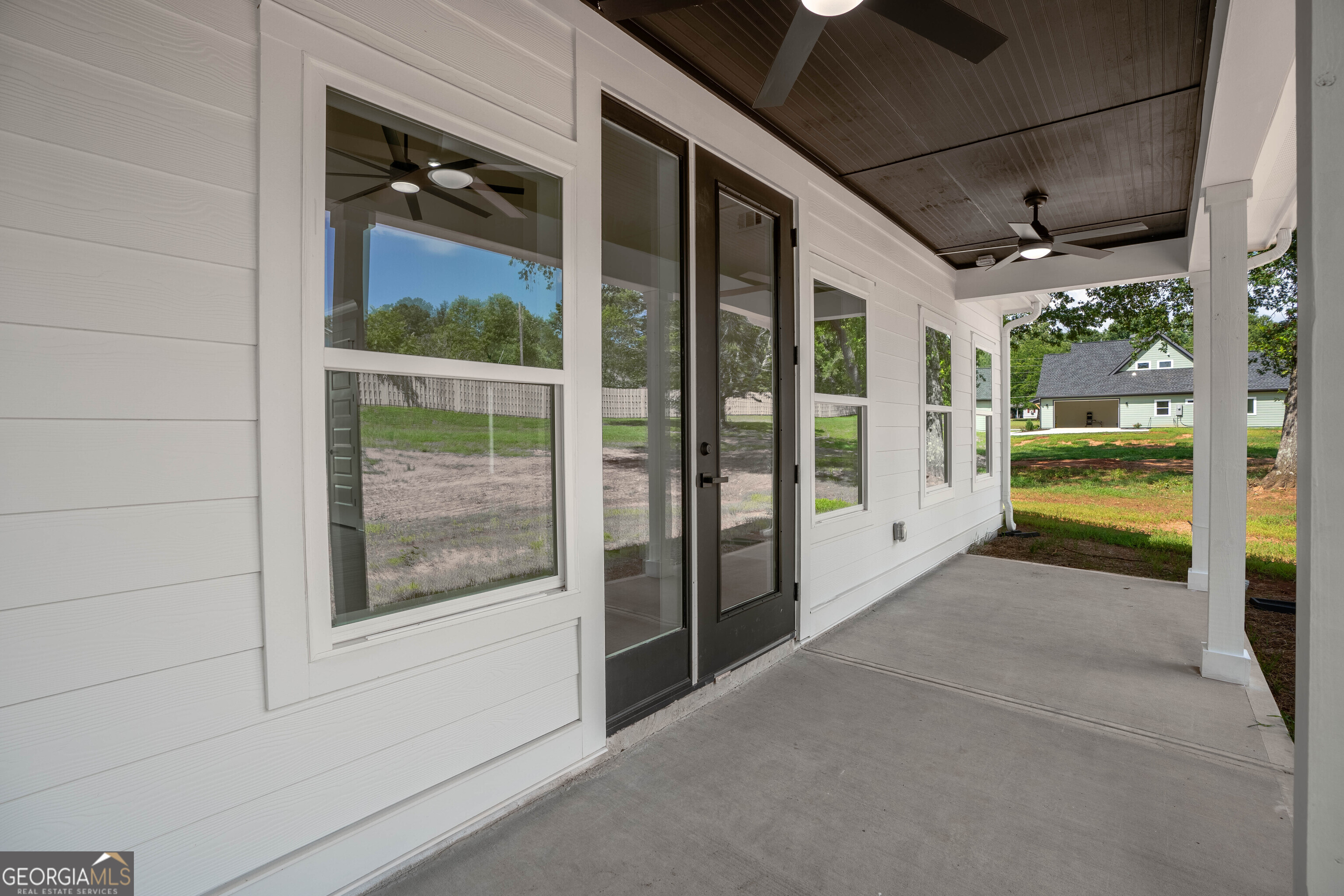 135 Oak Terrace Drive Clarkesville, GA 30523 - Photo 5 of 53