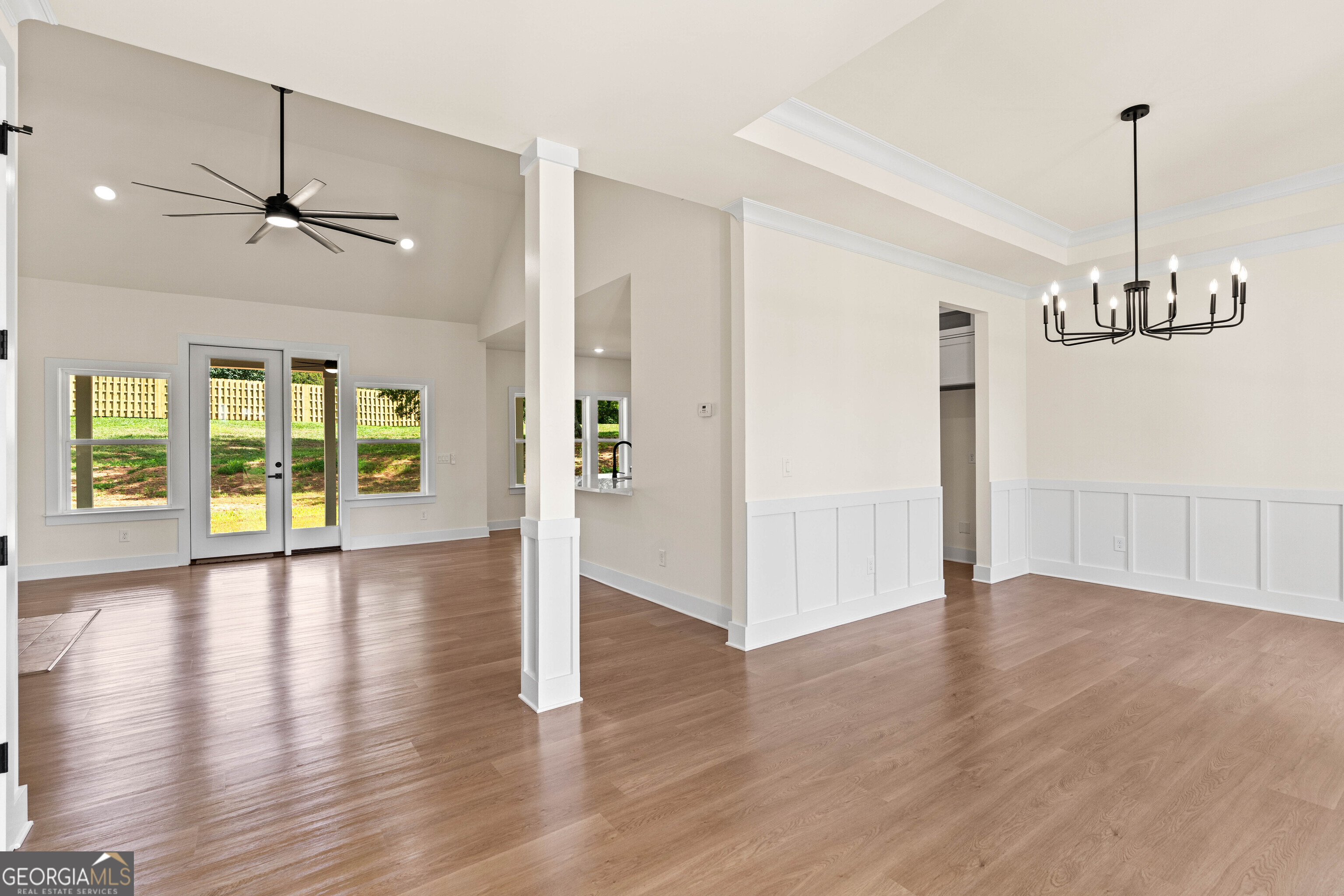 135 Oak Terrace Drive Clarkesville, GA 30523 - Photo 7 of 53