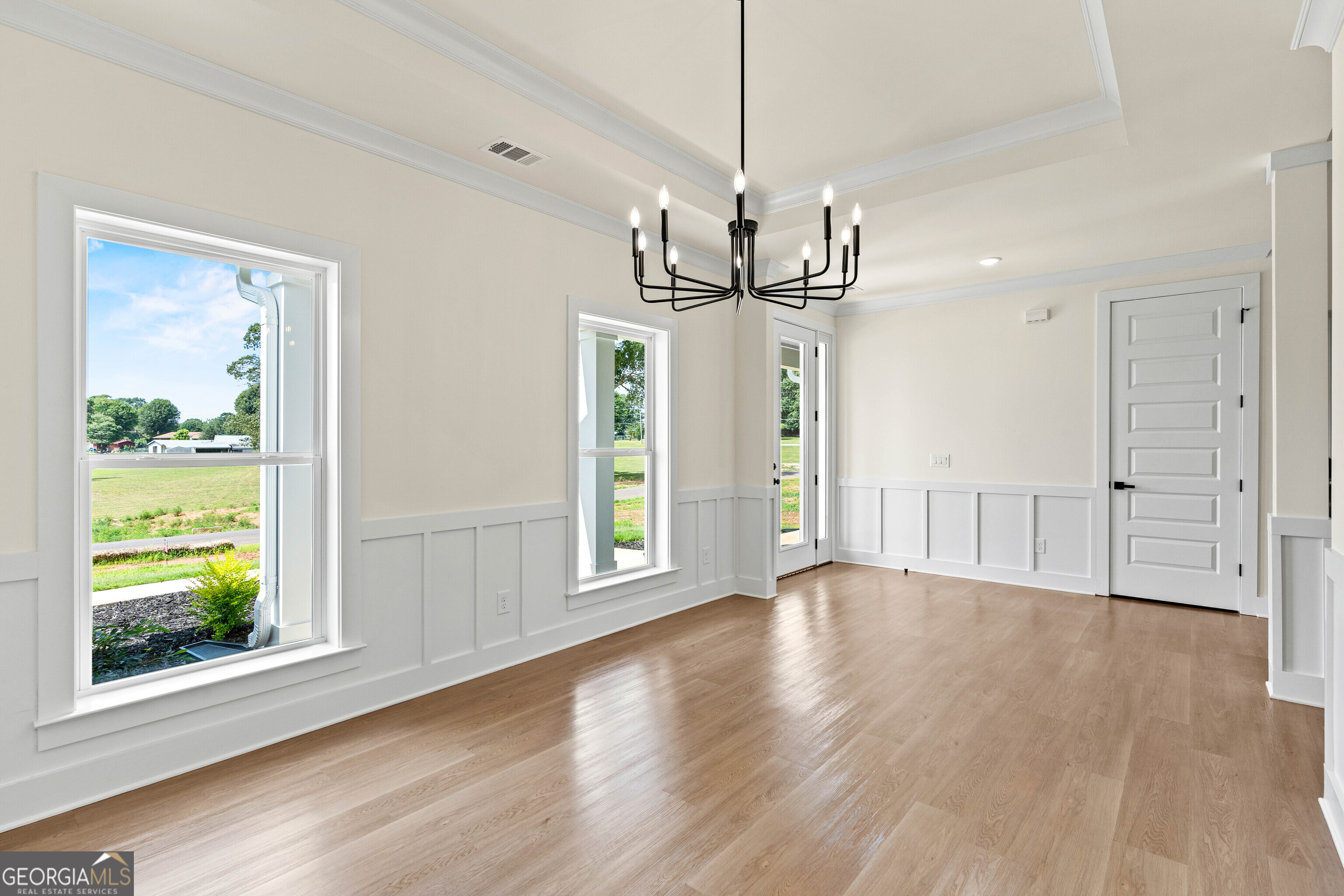 135 Oak Terrace Drive Clarkesville, GA 30523 - Photo 9 of 53