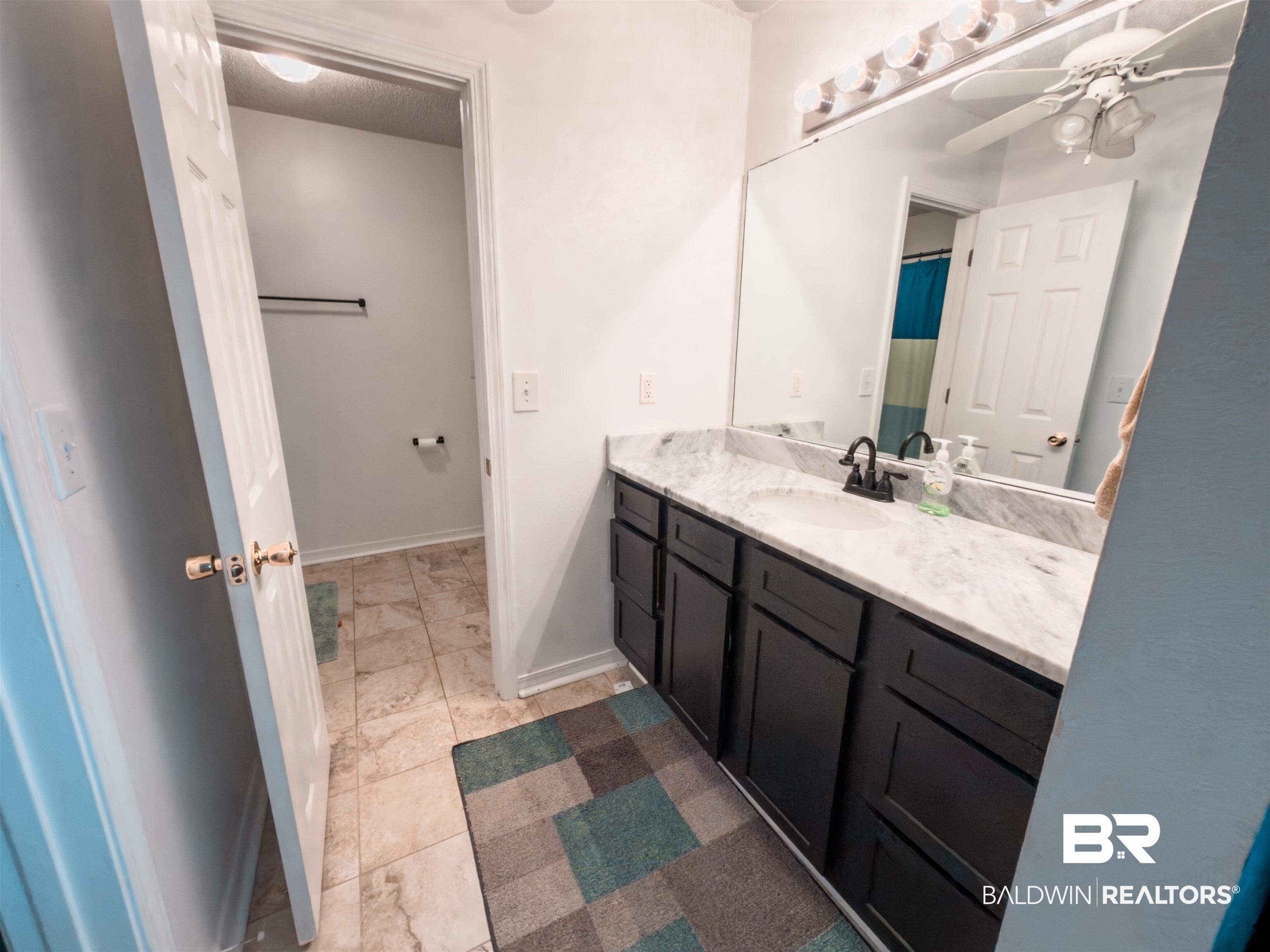 129 Pennbrooke Loop Foley, AL 36535 - Photo 29 of 44 Bathroom featuring vanity and a ceiling fan