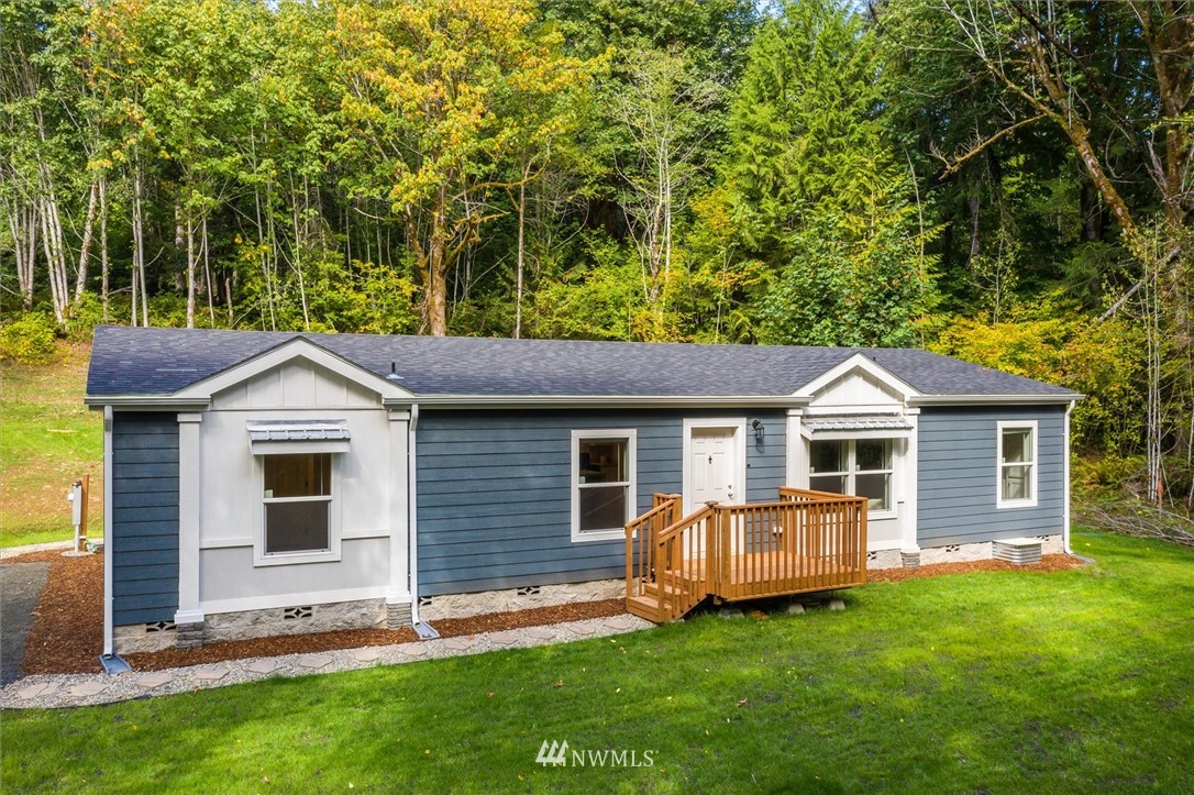 101 West Joslin Road Shelton, WA 98584 - Photo 1 of 28 Gallery Image 1