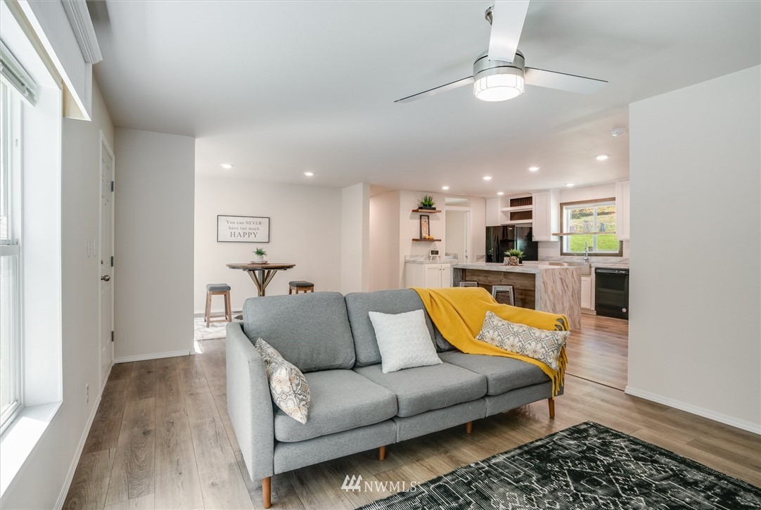 101 West Joslin Road Shelton, WA 98584 - Photo 11 of 28 Gallery Image 11