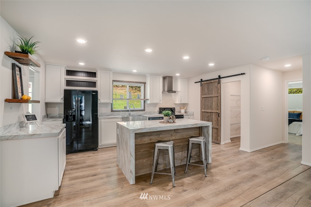 101 West Joslin Road Shelton, WA 98584 - Photo 16 of 28 Gallery Image 16