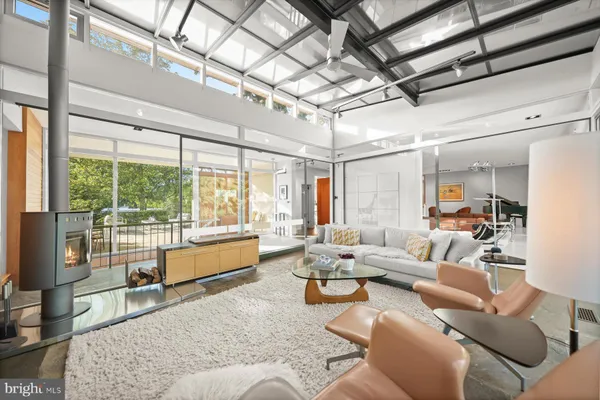 $2,799,000 | 2533 North Ridgeview Road, Arlington, VA 22207