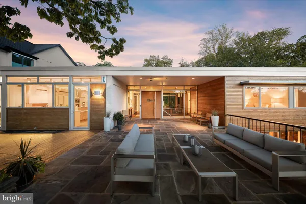 $2,799,000 | 2533 North Ridgeview Road, Arlington, VA 22207