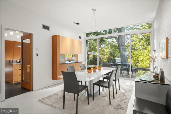 $2,799,000 | 2533 North Ridgeview Road, Arlington, VA 22207