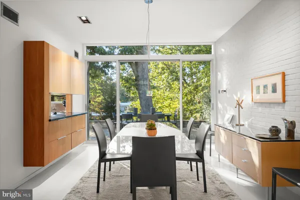 $2,799,000 | 2533 North Ridgeview Road, Arlington, VA 22207