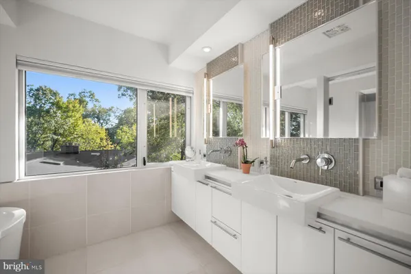 $2,799,000 | 2533 North Ridgeview Road, Arlington, VA 22207