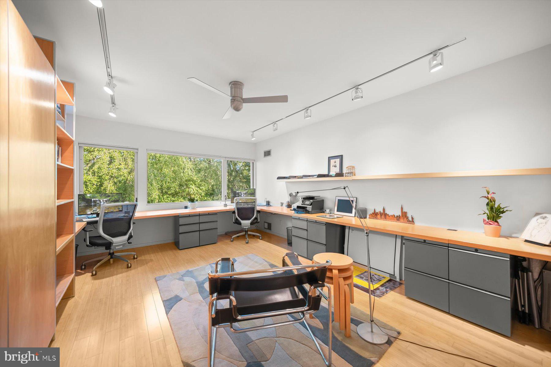 2533 North Ridgeview Road Arlington, VA 22207 - Photo 44 of 93 Bedroom 4/ Office