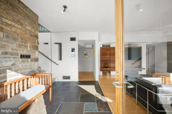 $2,799,000 | 2533 North Ridgeview Road, Arlington, VA 22207