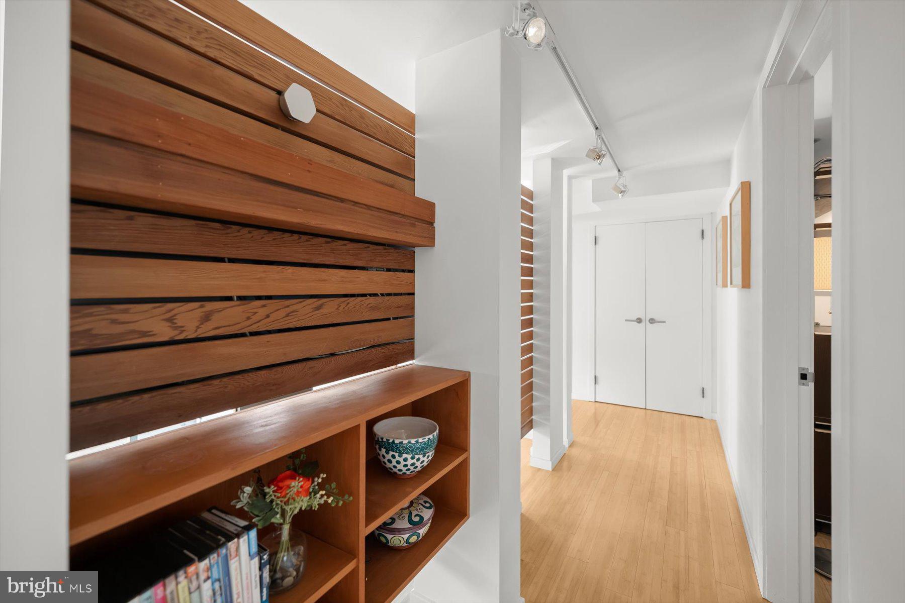 2533 North Ridgeview Road Arlington, VA 22207 - Photo 60 of 93 Hallway into private bar area