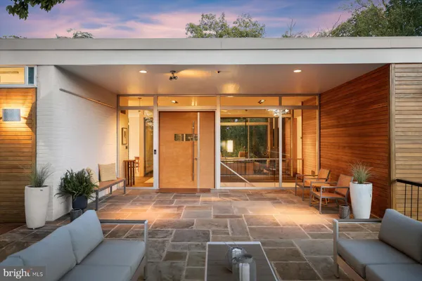 $2,799,000 | 2533 North Ridgeview Road, Arlington, VA 22207