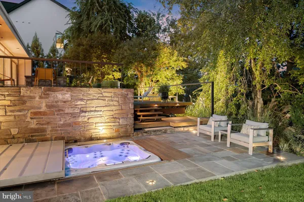 $2,799,000 | 2533 North Ridgeview Road, Arlington, VA 22207