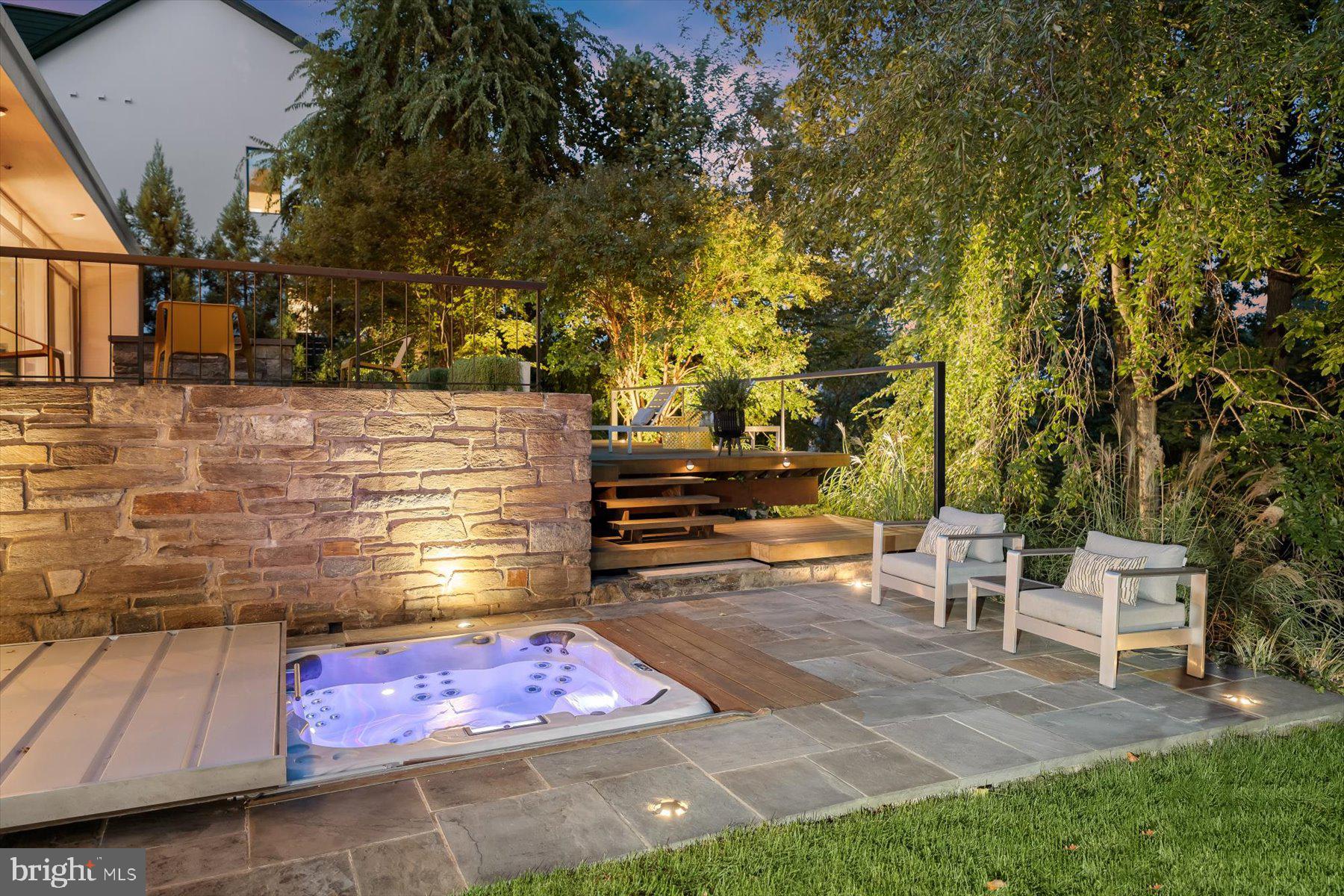 2533 North Ridgeview Road Arlington, VA 22207 - Photo 77 of 93 Spa and patio area.