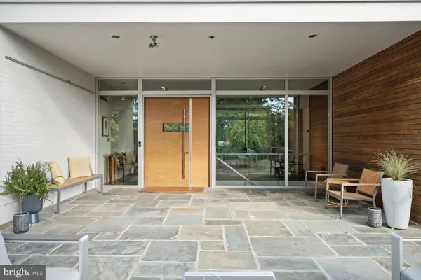 $2,799,000 | 2533 North Ridgeview Road, Arlington, VA 22207