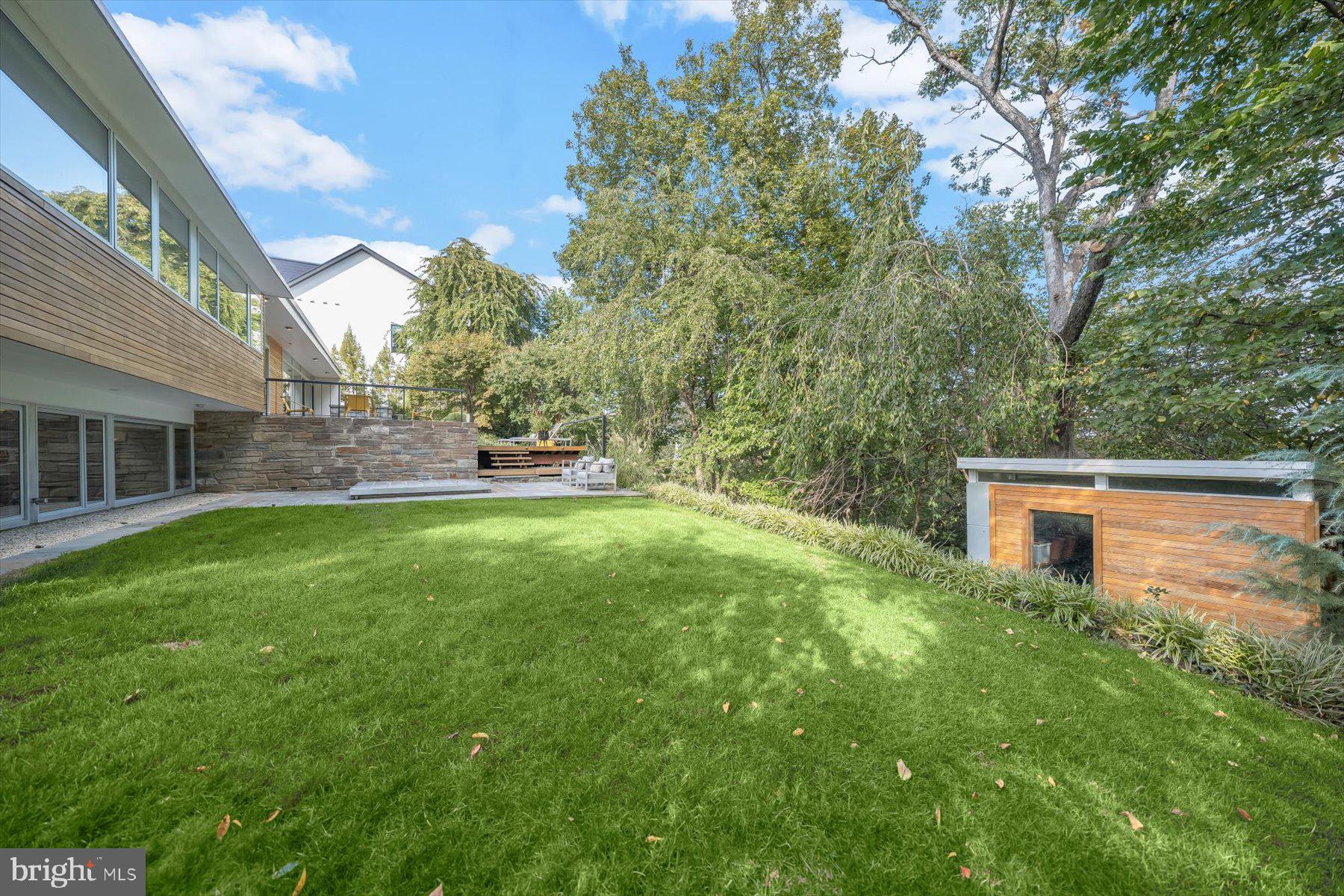 2533 North Ridgeview Road Arlington, VA 22207 - Photo 82 of 93 Pristine .57 acres grounds