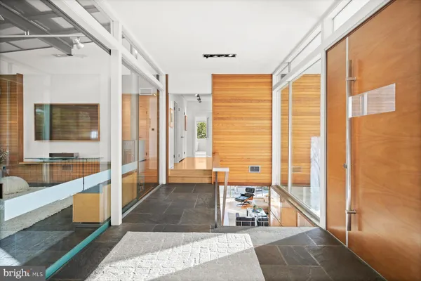 $2,799,000 | 2533 North Ridgeview Road, Arlington, VA 22207