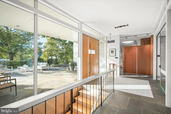$2,799,000 | 2533 North Ridgeview Road, Arlington, VA 22207