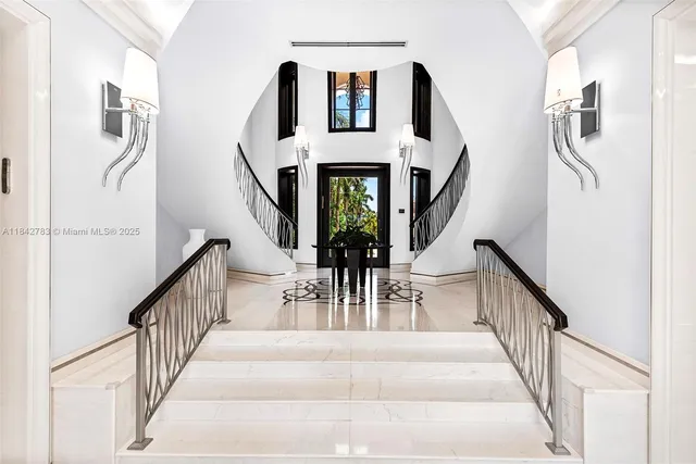 $29,995,000 | 498 N Parkway, Golden Beach, FL 33160