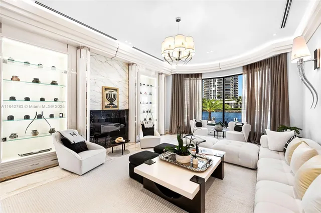 $29,995,000 | 498 N Parkway, Golden Beach, FL 33160