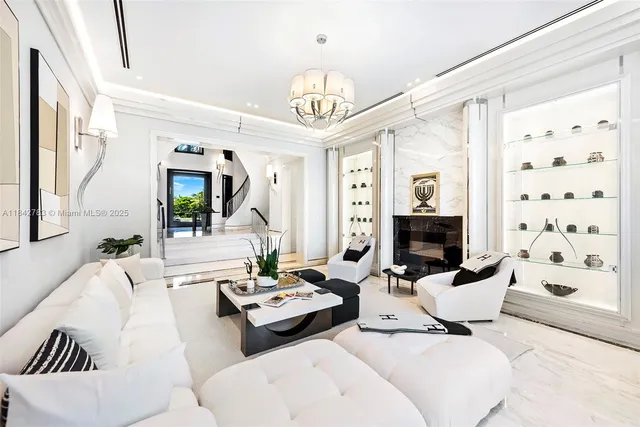 $29,995,000 | 498 N Parkway, Golden Beach, FL 33160