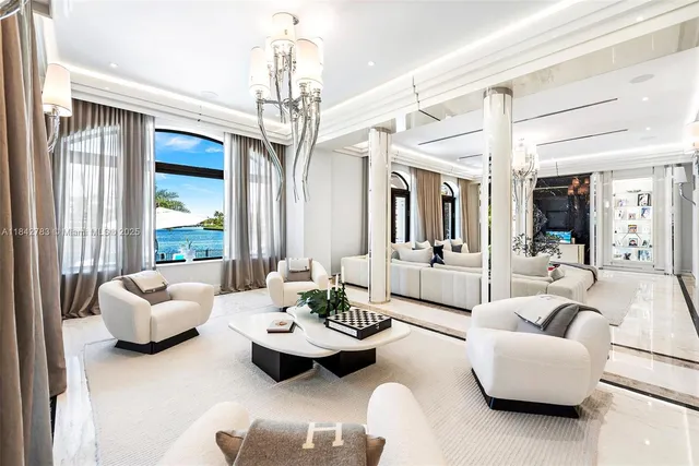 $29,995,000 | 498 N Parkway, Golden Beach, FL 33160