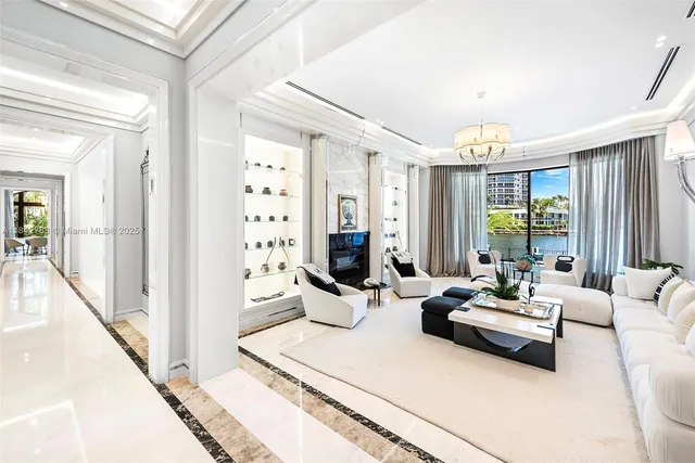 $29,995,000 | 498 N Parkway, Golden Beach, FL 33160