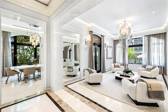 $29,995,000 | 498 N Parkway, Golden Beach, FL 33160