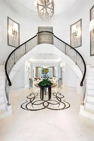 $29,995,000 | 498 N Parkway, Golden Beach, FL 33160