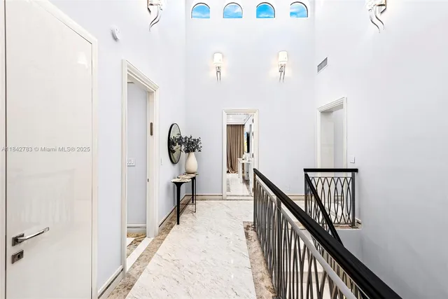 $29,995,000 | 498 N Parkway, Golden Beach, FL 33160