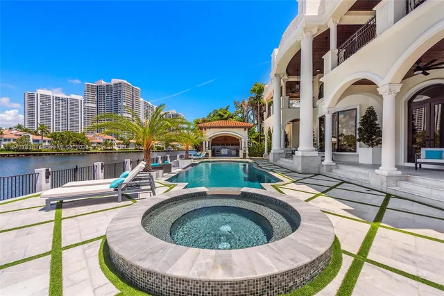 $29,995,000 | 498 N Parkway, Golden Beach, FL 33160