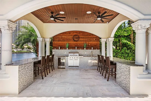 $29,995,000 | 498 N Parkway, Golden Beach, FL 33160